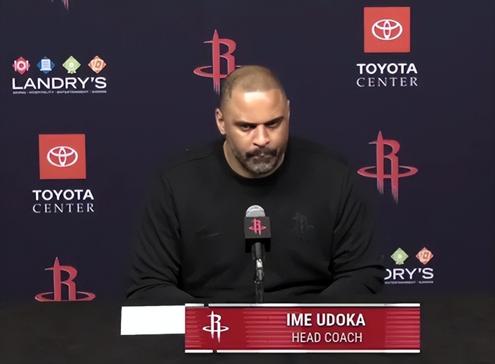 足球比分-乌度卡受不了了！发布会坦白申京与谢泼德只想投篮没防守！|艾米-乌度卡|阿尔佩伦-申京|夏洛特黄蜂队|休斯敦火箭队|NBA常规赛_新浪体育_新浪新闻